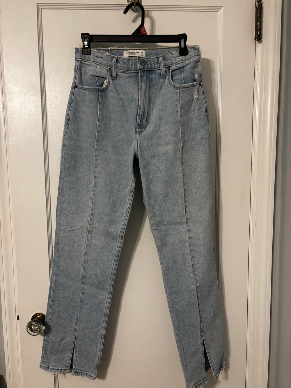 Abercrombie Fitch 90s Straight Ultra High Rise Split Hem